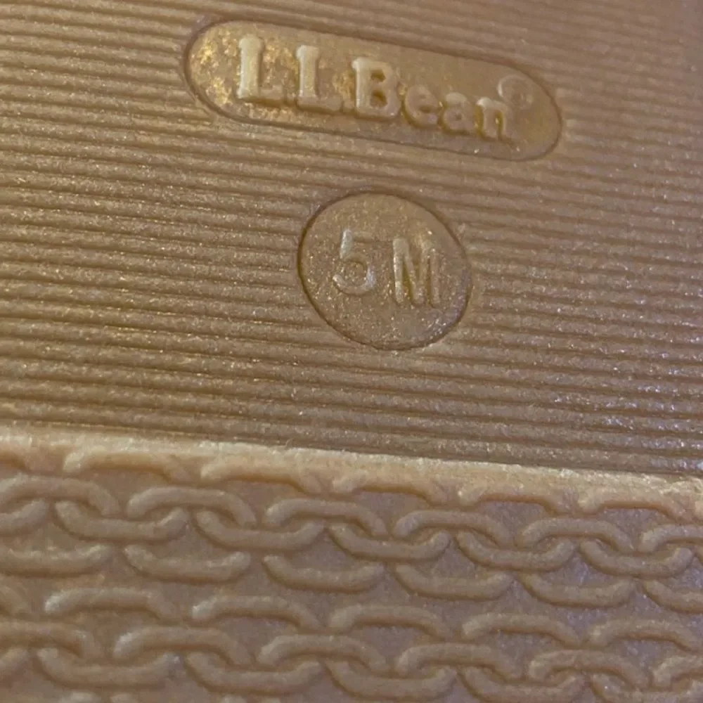 L.L. Bean Genuine Shearling Lam Premium Sude Upper Women's Tan Moccasin Slippers - Picture 6 of 7